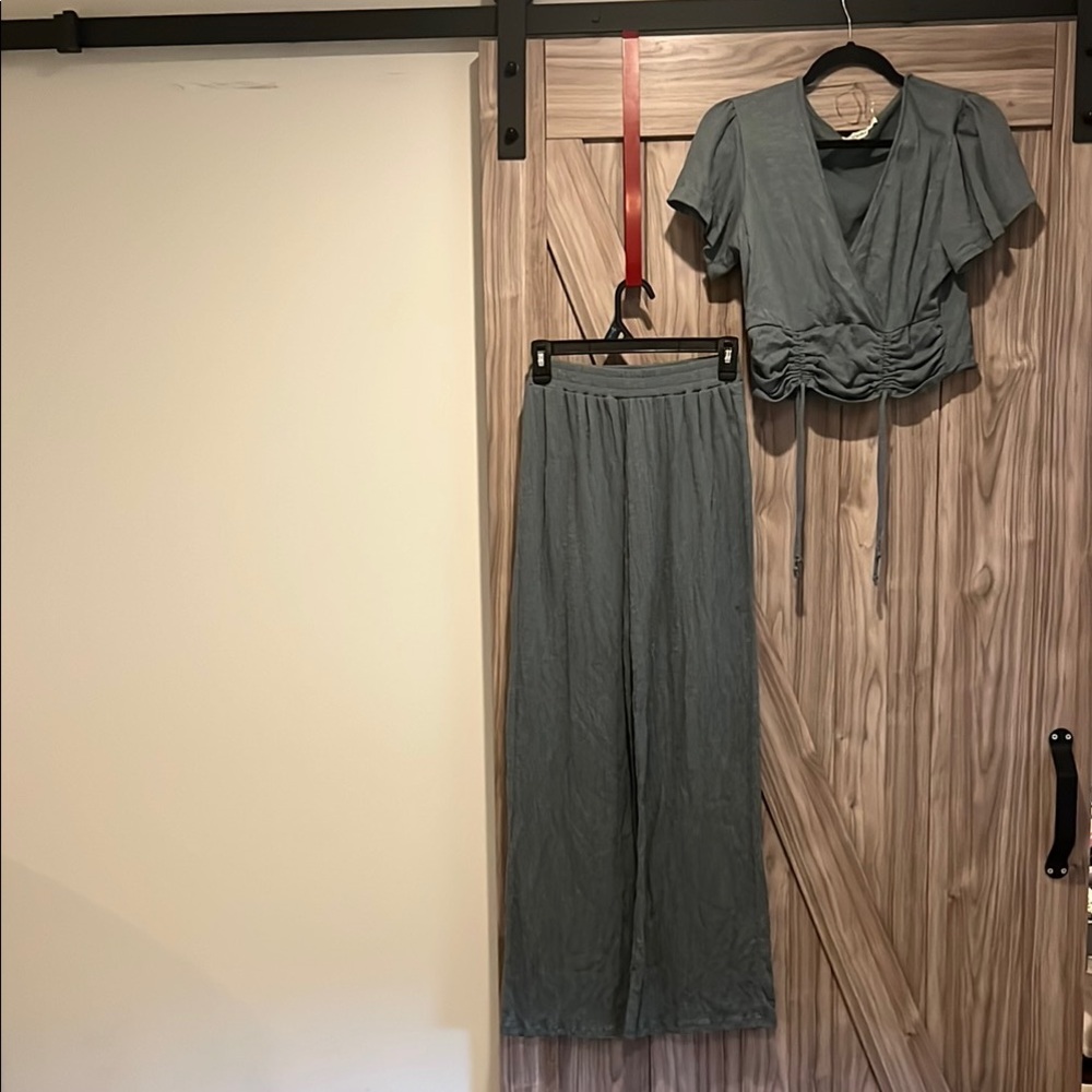 Elegant teal Women's two piece set